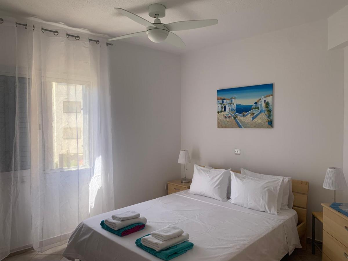 Kings Palace - Stylish, Modern 2 Bed With Sea Views Paphos Bagian luar foto