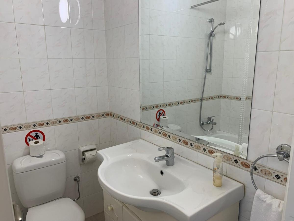 Kings Palace - Stylish, Modern 2 Bed With Sea Views Paphos Bagian luar foto